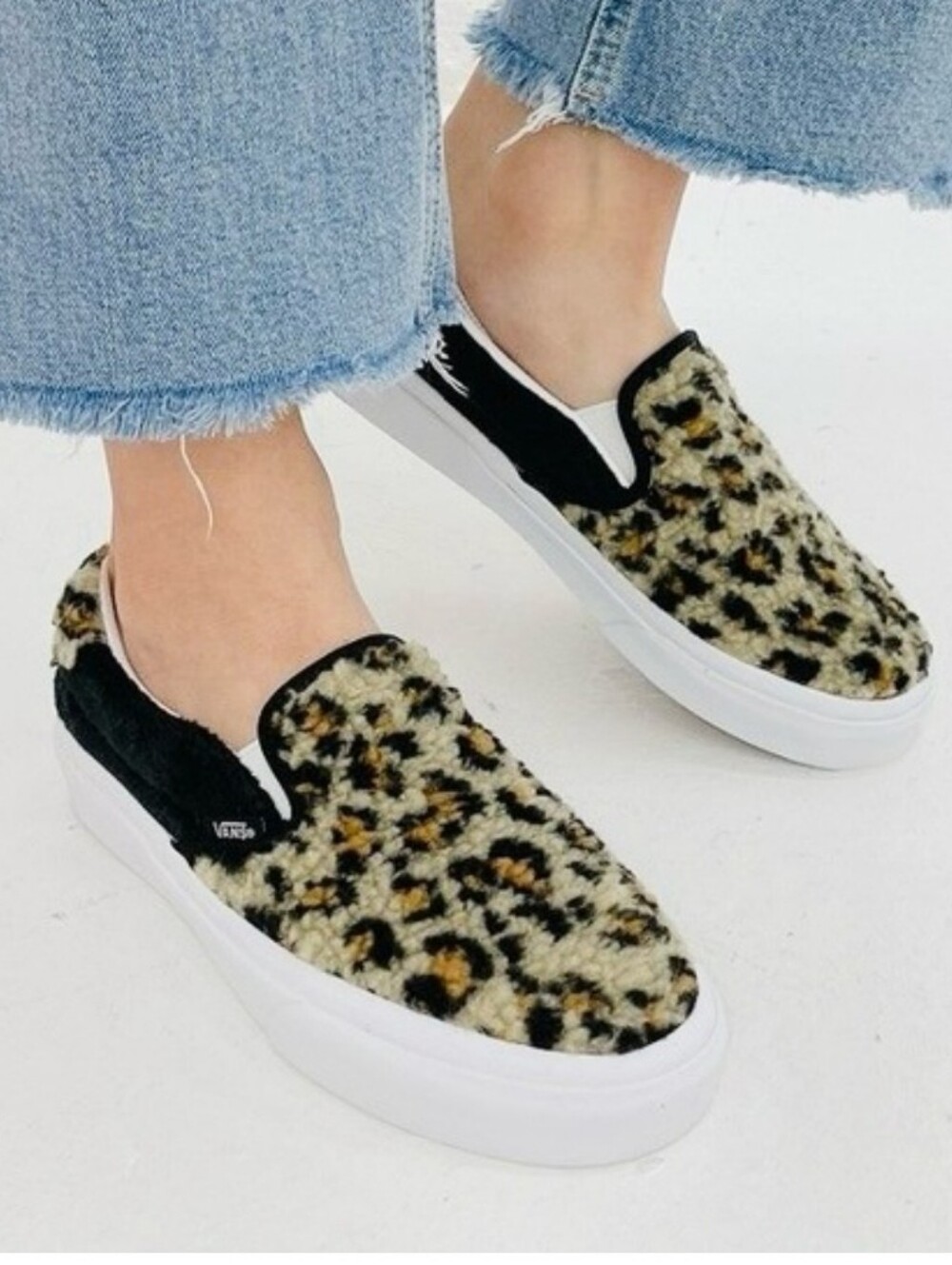 STUNNING VANS SLIP ON 59 LEOPARD SHERPA SHOES UNISEX